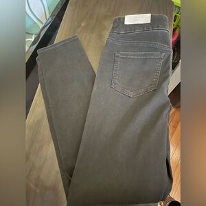 NWT Chico’s black jeggings, Chico’s size 2R (equivalent to a women’s size 12).